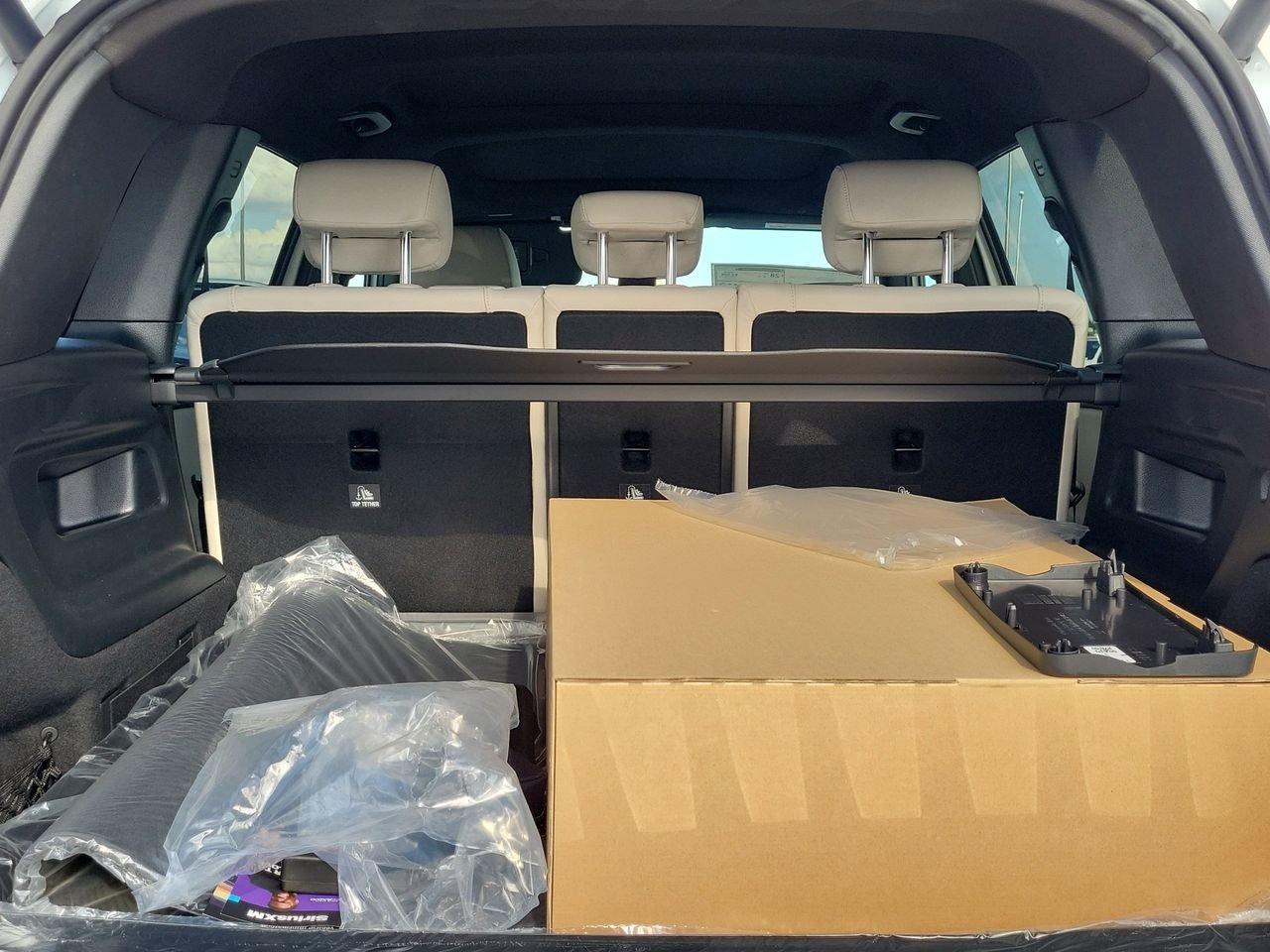 Mercedes-Benz Glb 250 - Thumbnail 9