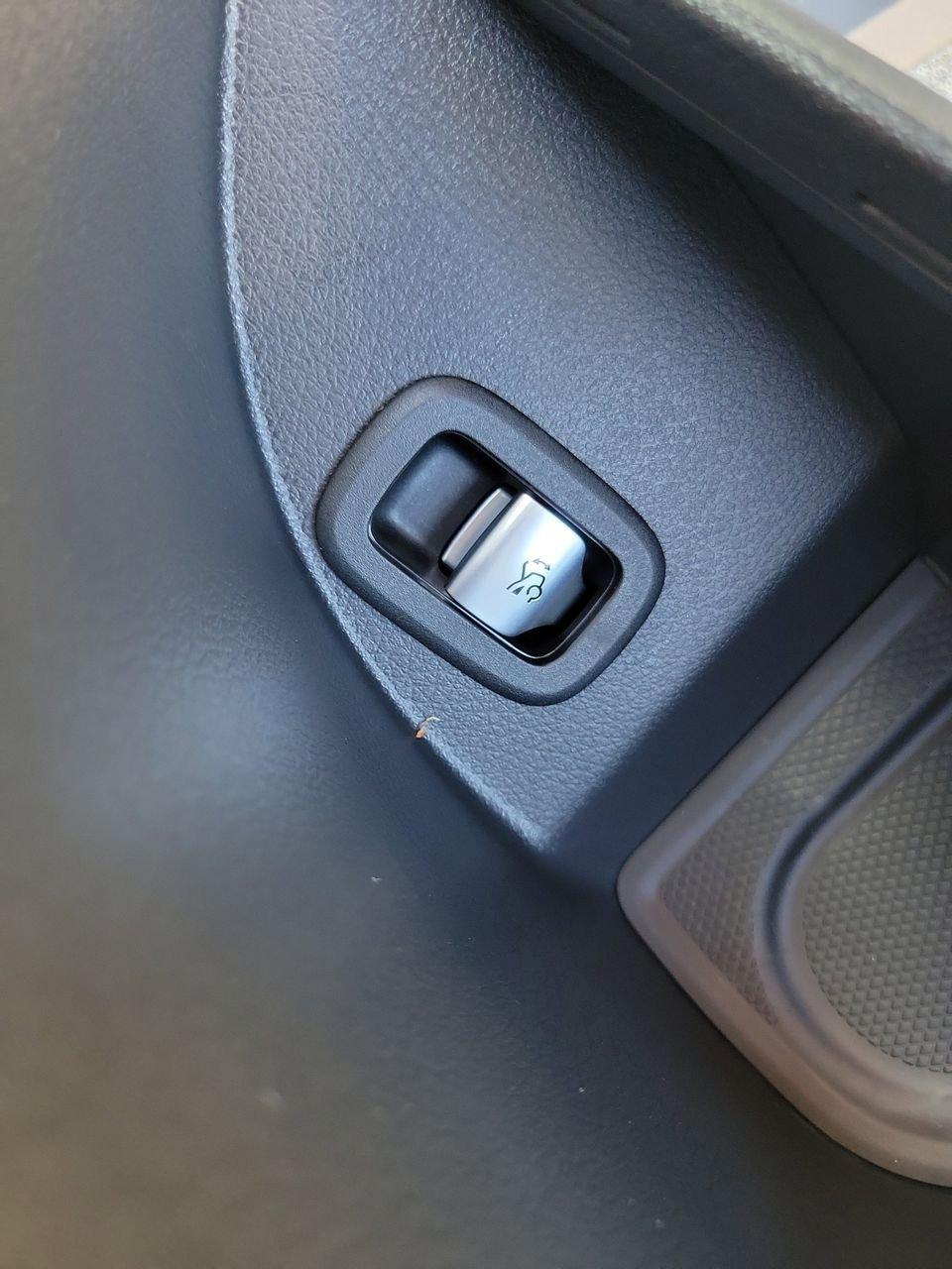 Mercedes-Benz Glc 300 - Thumbnail 19