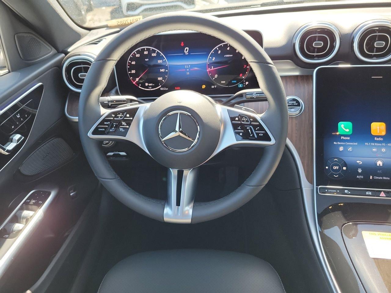 Mercedes-Benz C 300 - Thumbnail 14