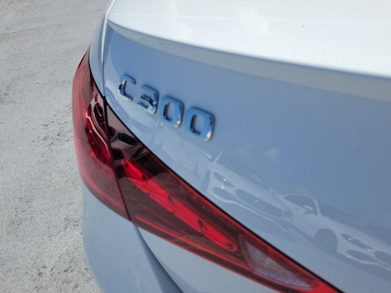 Mercedes-Benz C 300 - Thumbnail 8