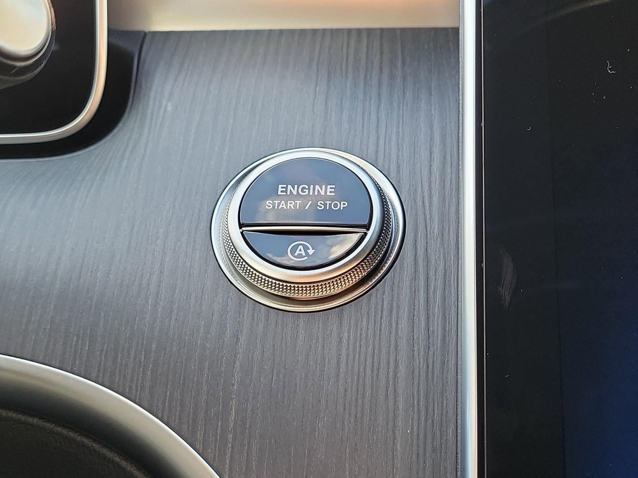 Mercedes-Benz C 300 - Thumbnail 17