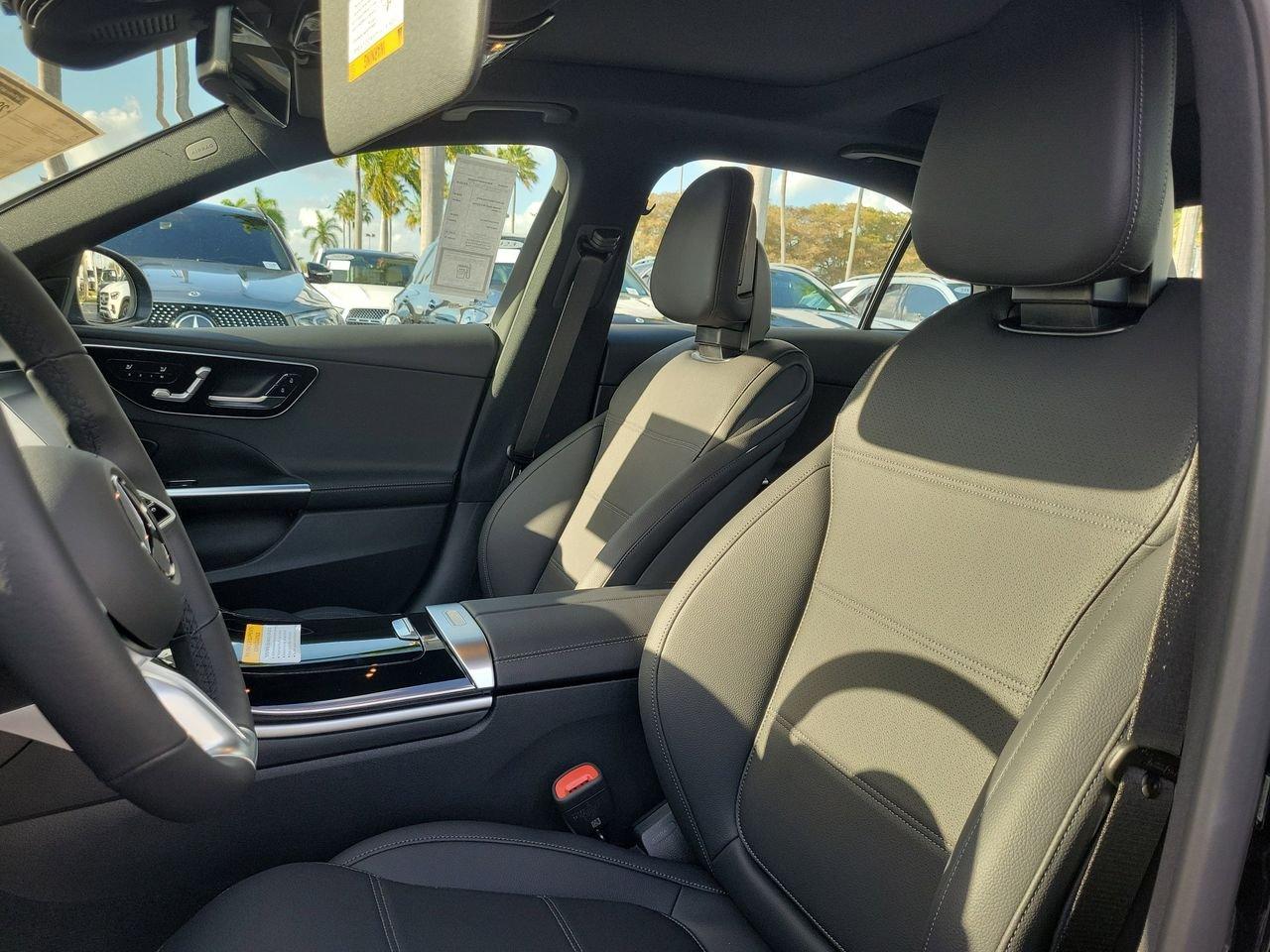 Mercedes-Benz C 300 - Thumbnail 19