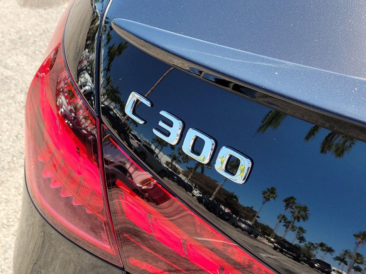 Mercedes-Benz C 300 - Thumbnail 8