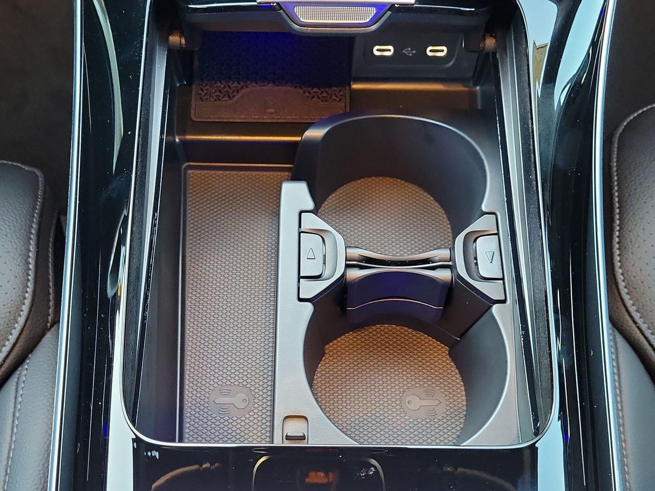 Mercedes-Benz C 300 - Thumbnail 20