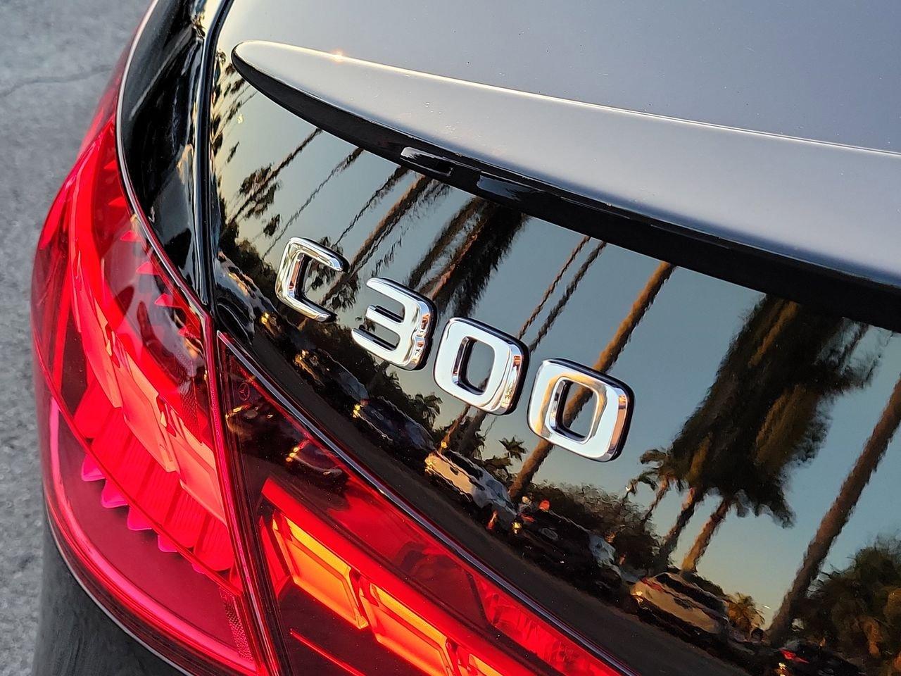 Mercedes-Benz C 300 - Thumbnail 8