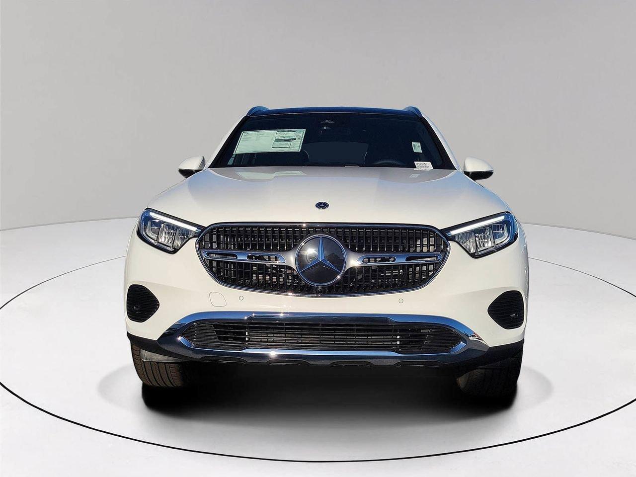 Mercedes-Benz Glc 300 - Thumbnail 3