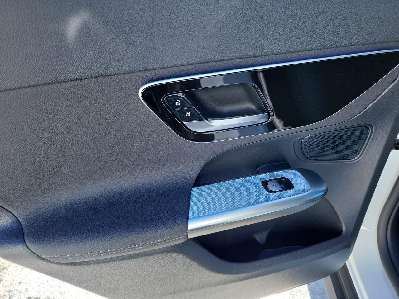 Mercedes-Benz Glc 300 - Thumbnail 10