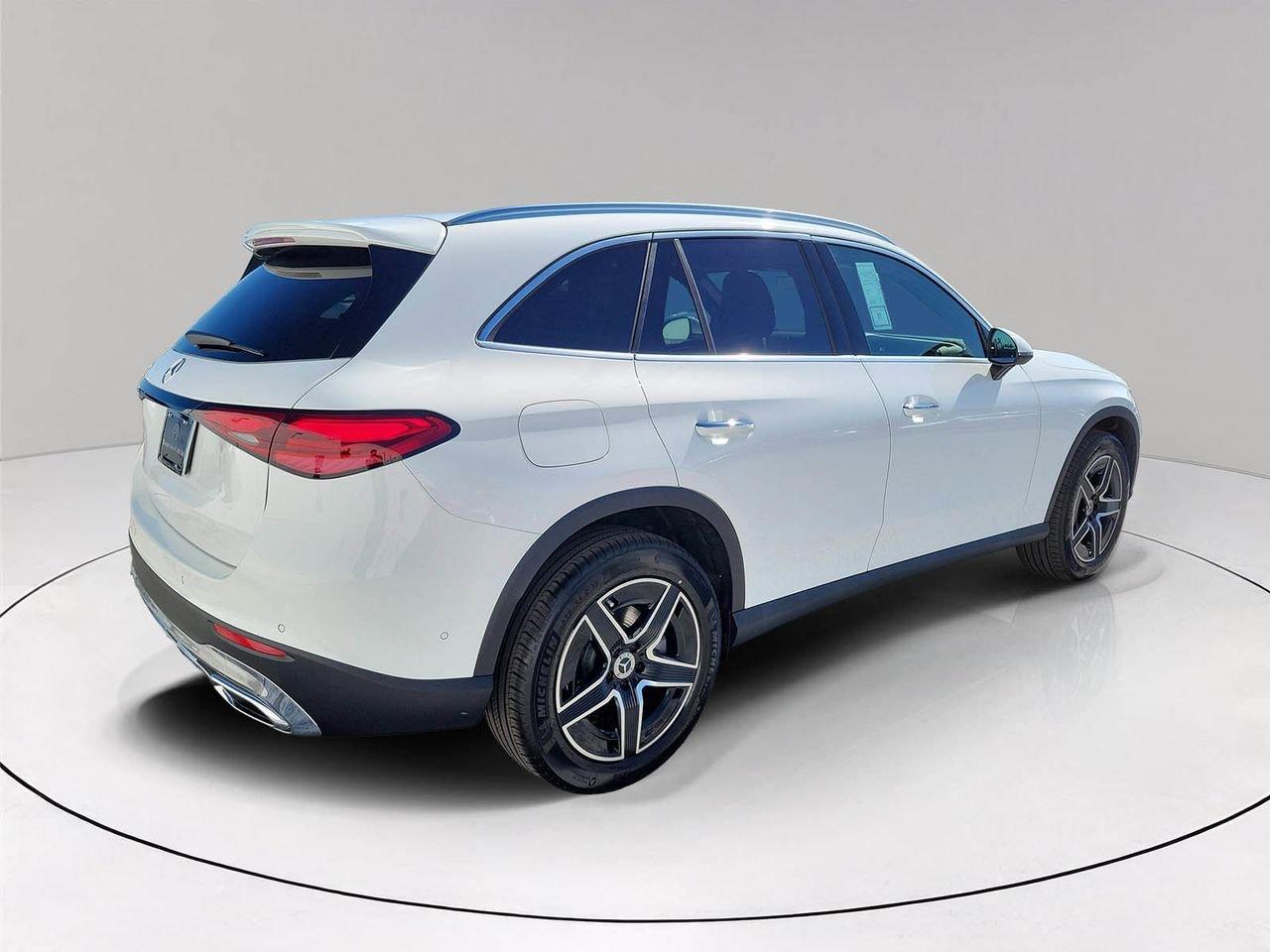 Mercedes-Benz Glc 300 - Thumbnail 7