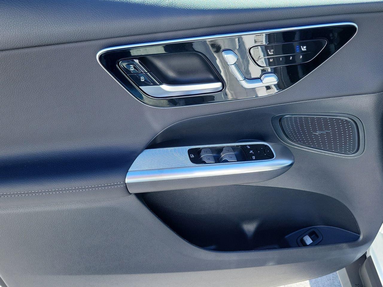 Mercedes-Benz Glc 300 - Thumbnail 18