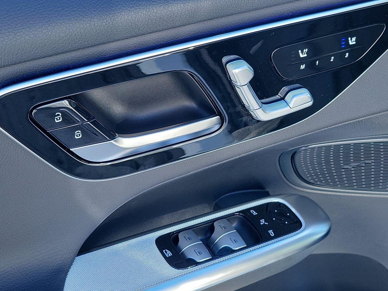 Mercedes-Benz Glc 300 - Thumbnail 19