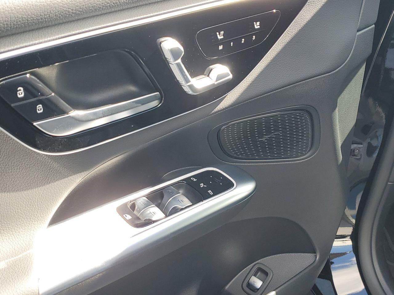 Mercedes-Benz Glc 300 - Thumbnail 17