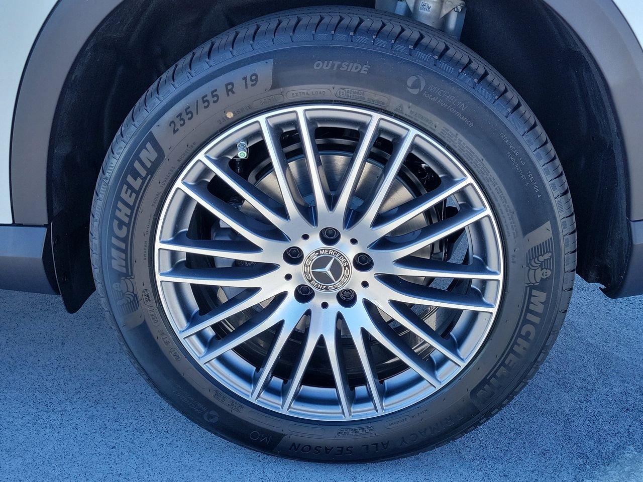 Mercedes-Benz Glc 300 - Thumbnail 9