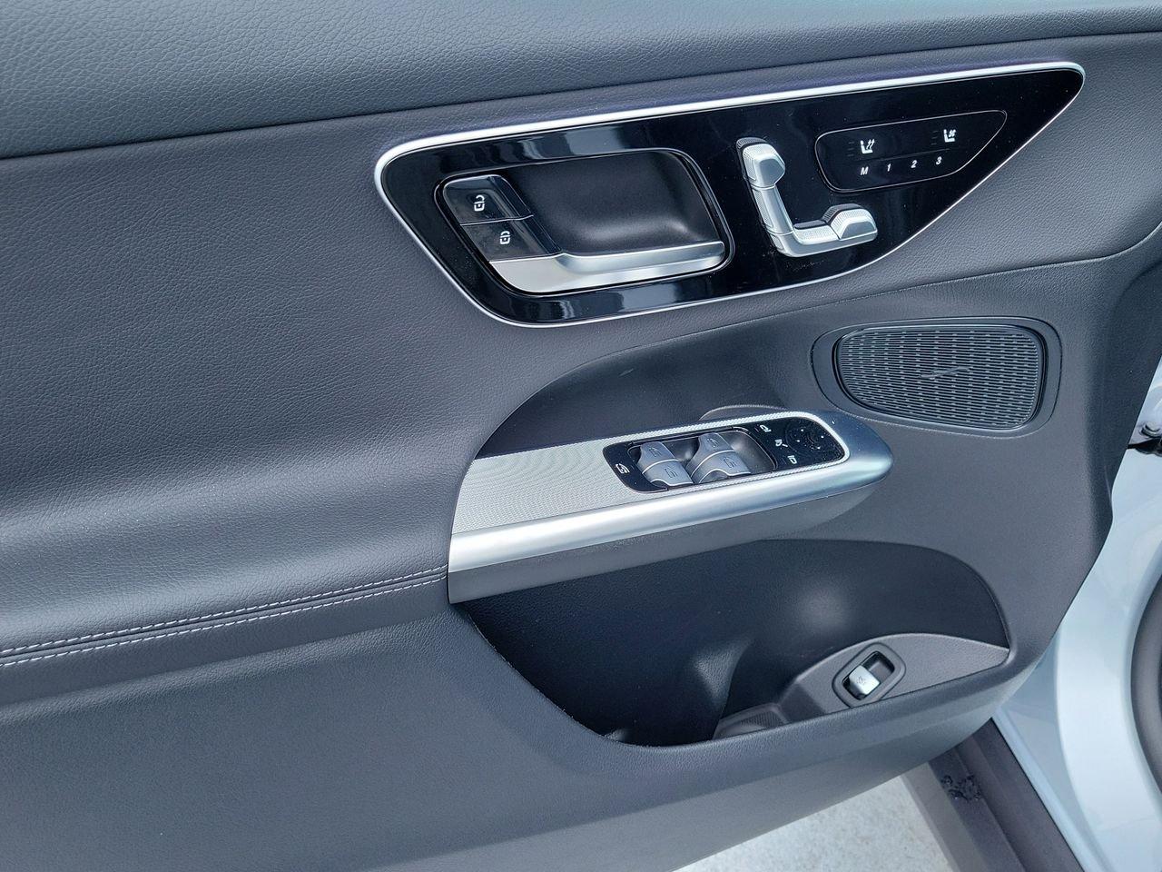 Mercedes-Benz Glc 300 - Thumbnail 16