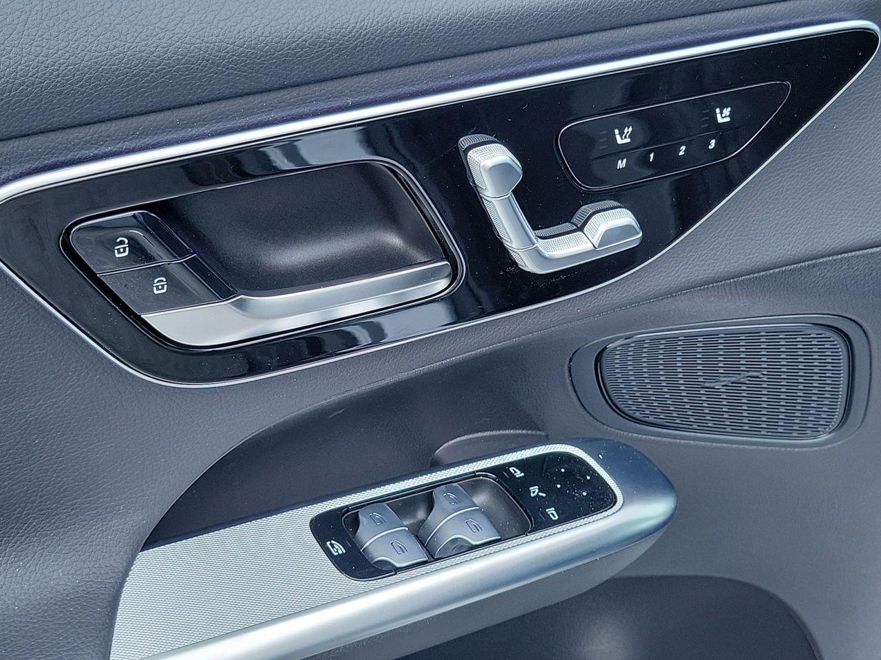 Mercedes-Benz Glc 300 - Thumbnail 17