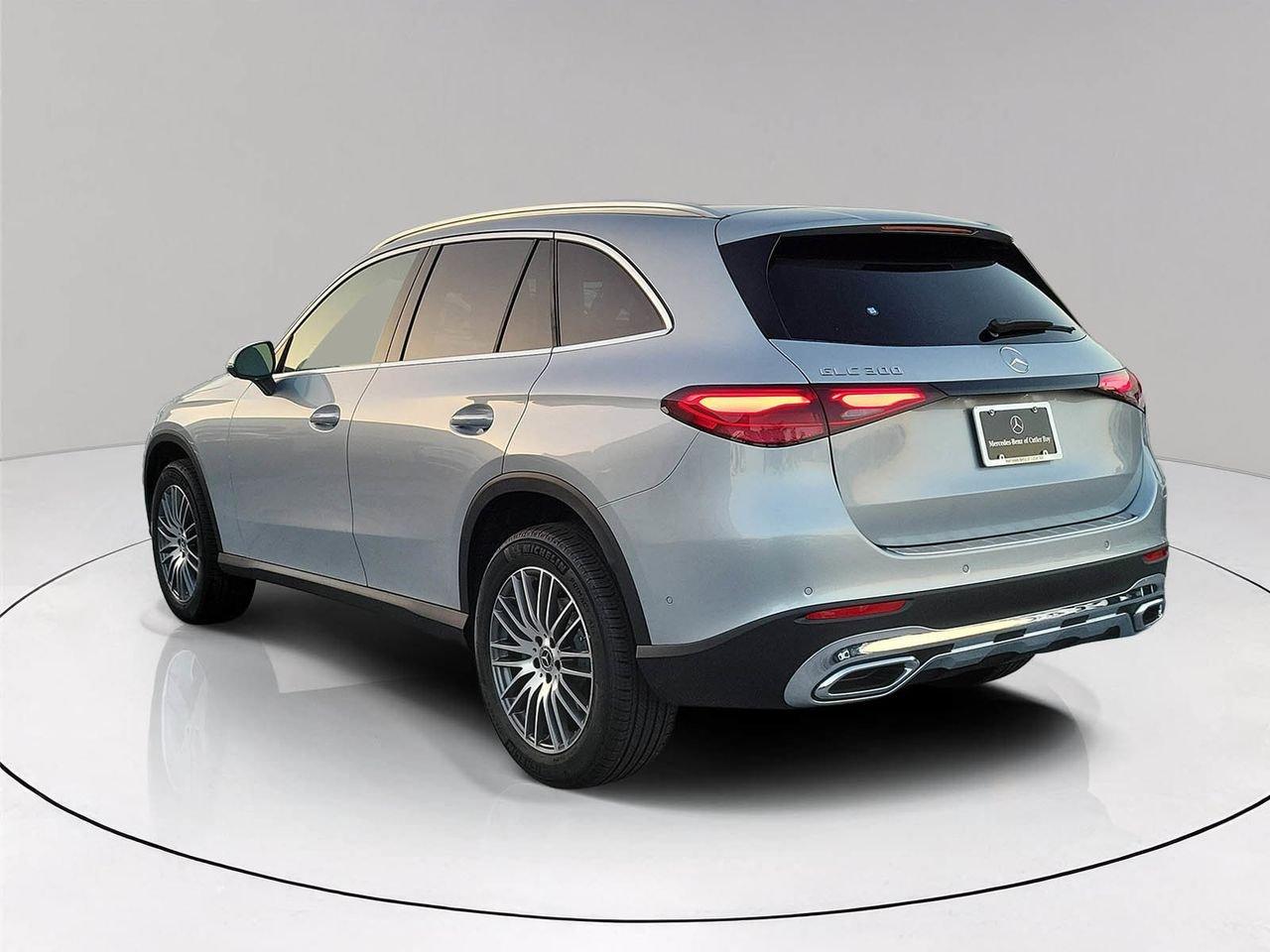 Mercedes-Benz Glc 300 - Thumbnail 5