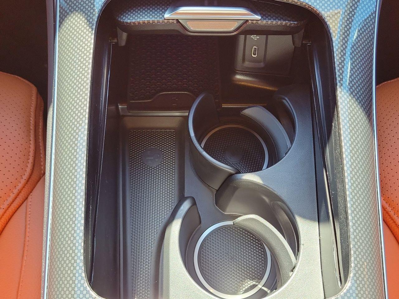 Mercedes-Benz Glc 300 - Thumbnail 20