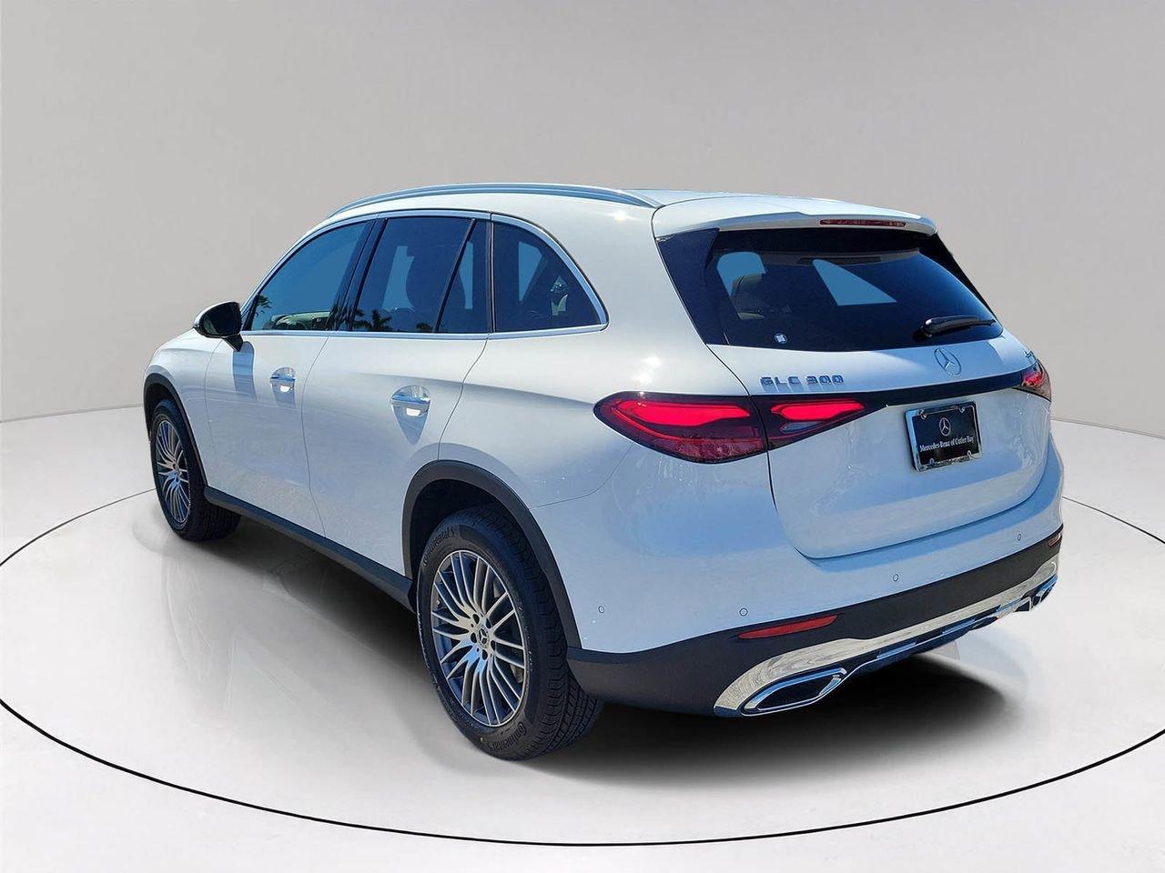 Mercedes-Benz Glc 300 - Thumbnail 5