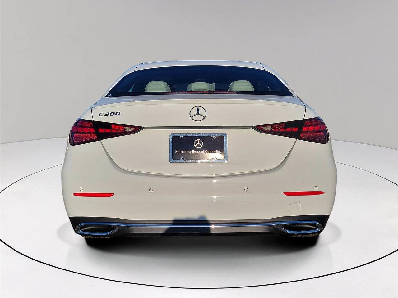 Mercedes-Benz C 300 - Thumbnail 6