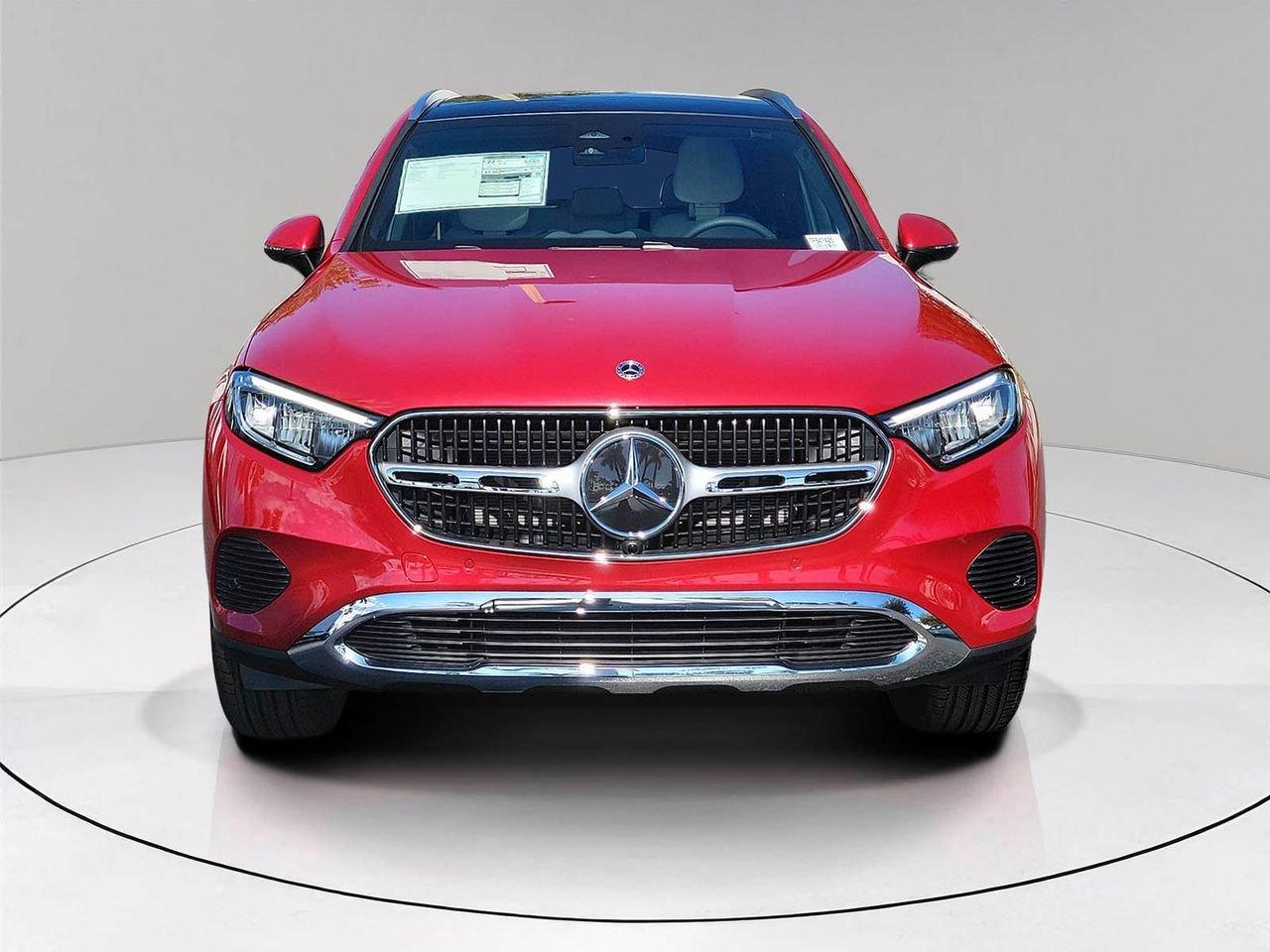 Mercedes-Benz Glc 300 - Thumbnail 3
