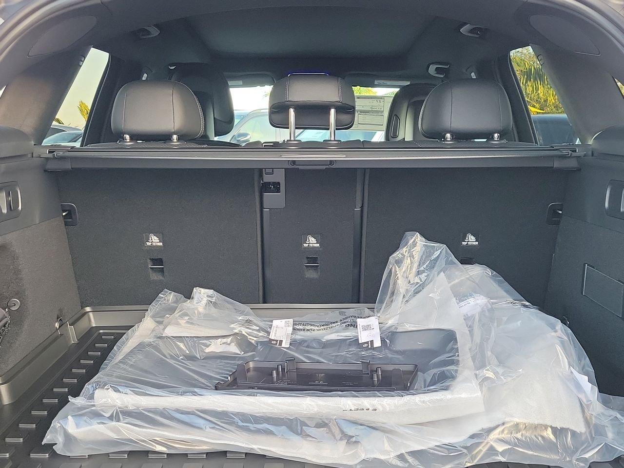 Mercedes-Benz Glc 300 - Thumbnail 9