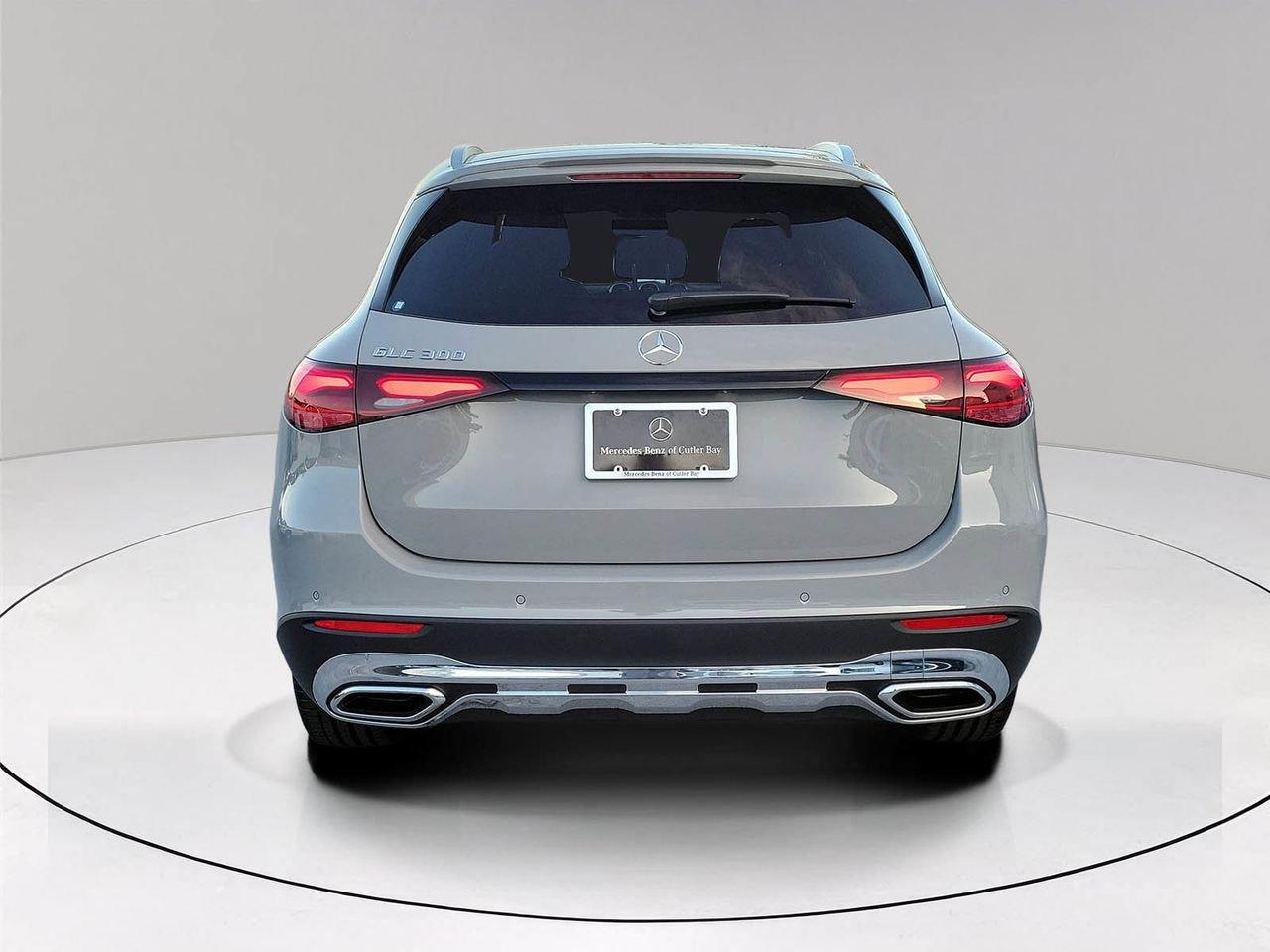 Mercedes-Benz Glc 300 - Thumbnail 6