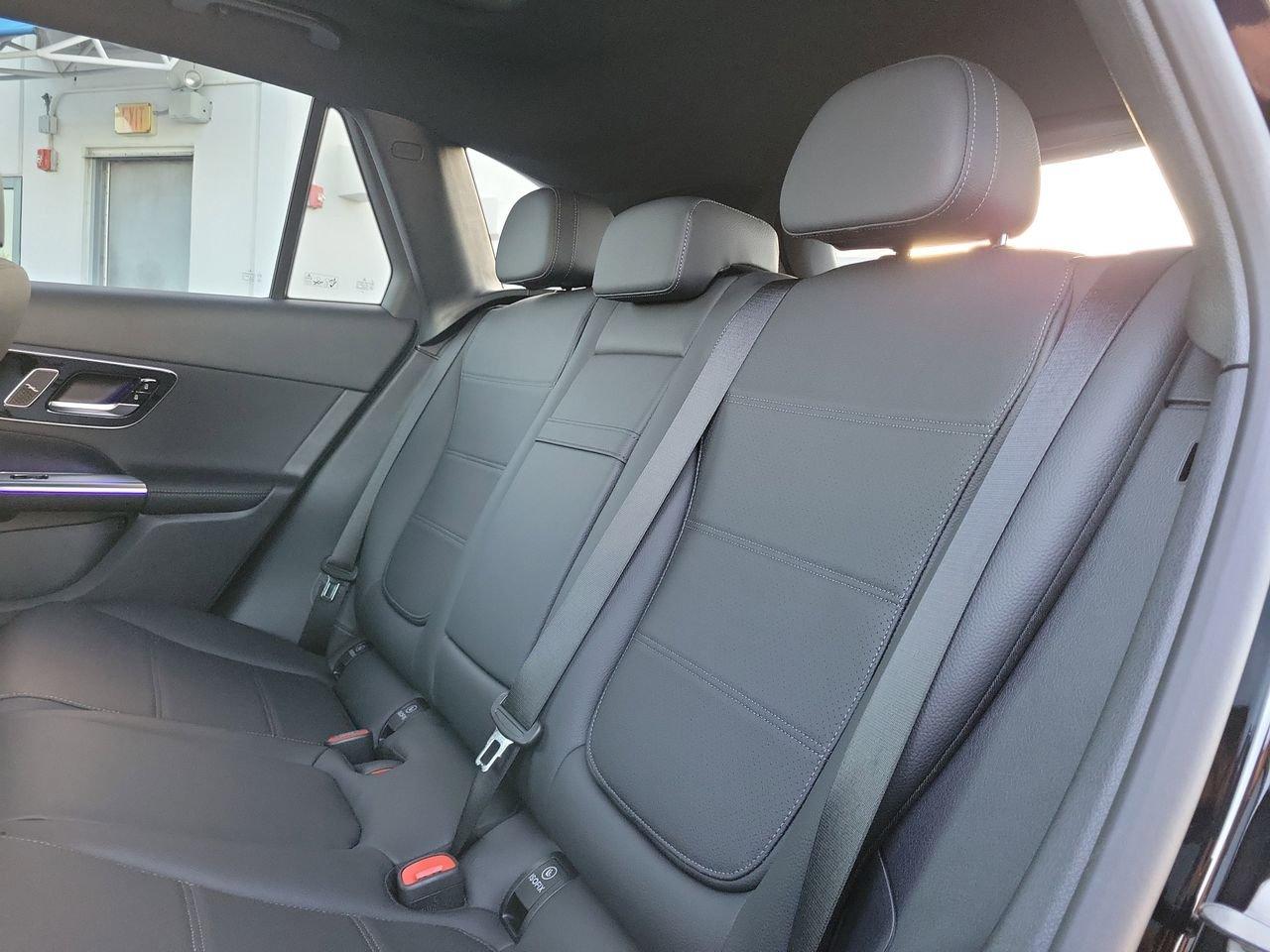 Mercedes-Benz Glc 300 - Thumbnail 14