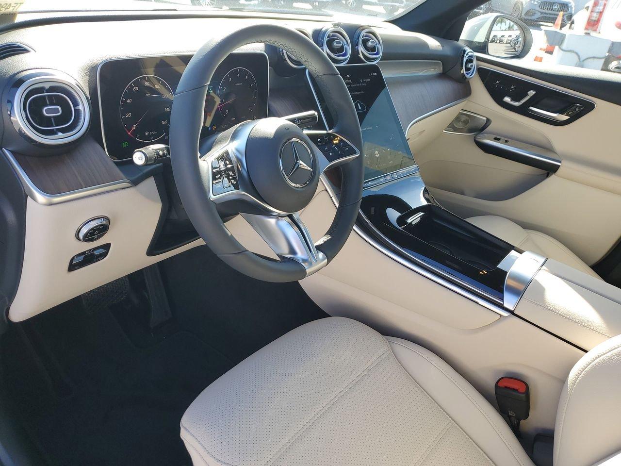 Mercedes-Benz Glc 300 - Thumbnail 18