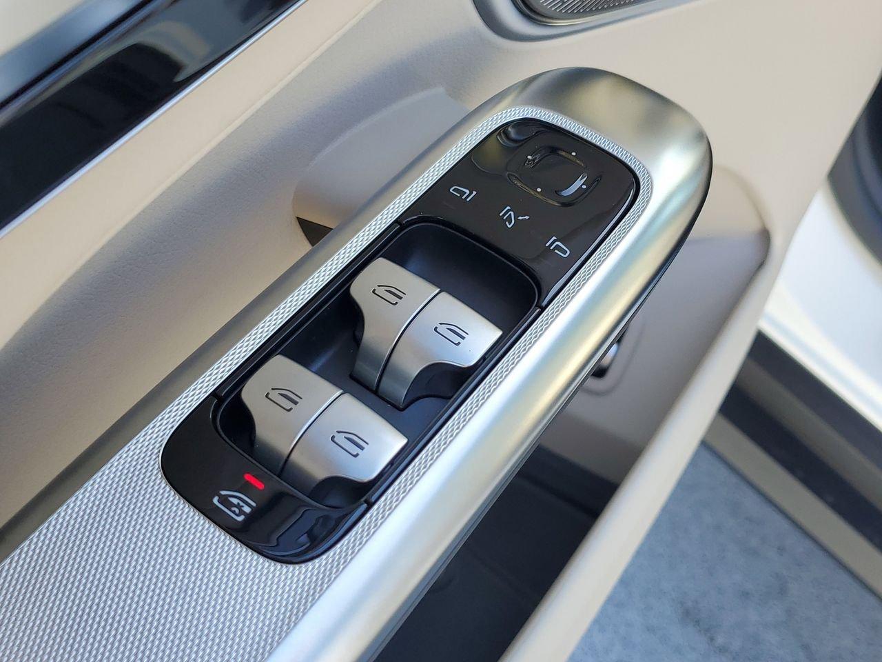 Mercedes-Benz Glc 300 - Thumbnail 17