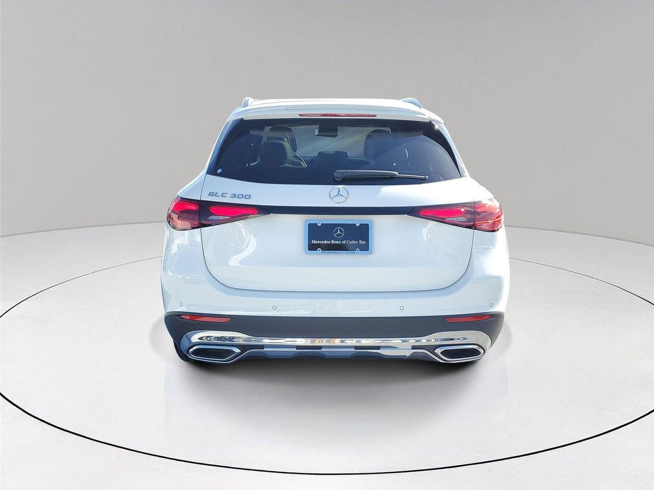 Mercedes-Benz Glc 300 - Thumbnail 6