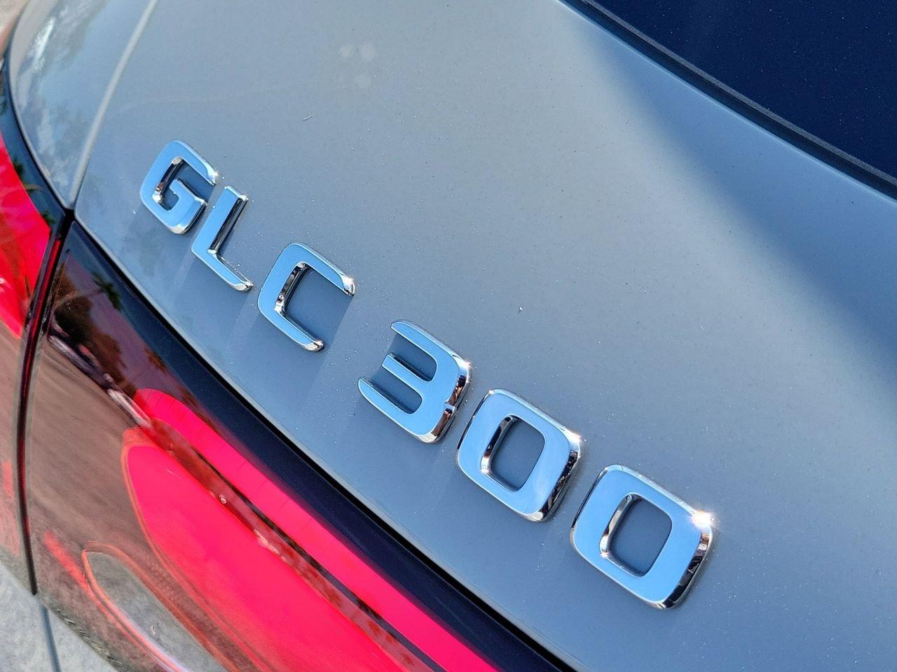 Mercedes-Benz Glc 300 - Thumbnail 9