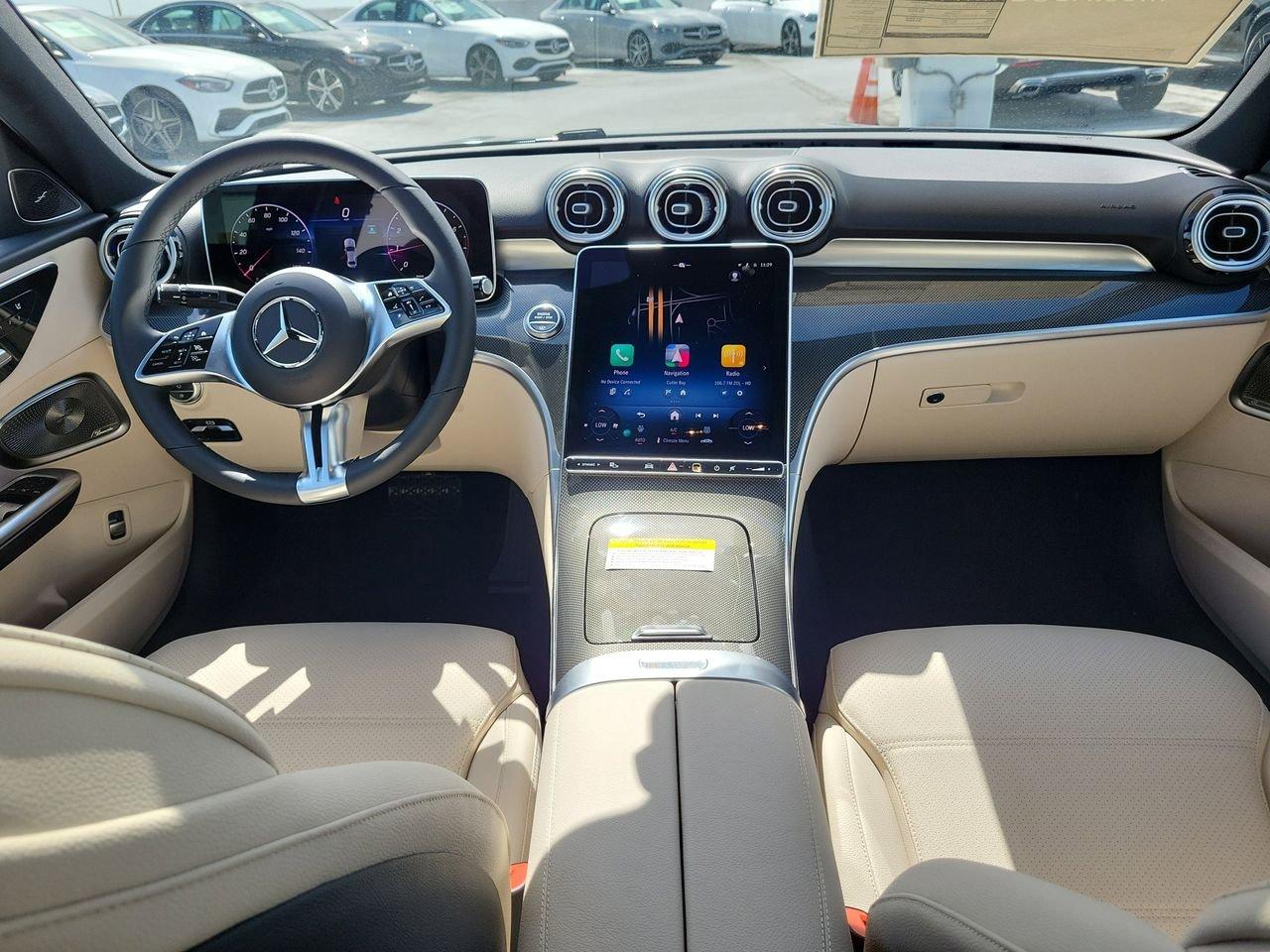 Mercedes-Benz C 300 - Thumbnail 15