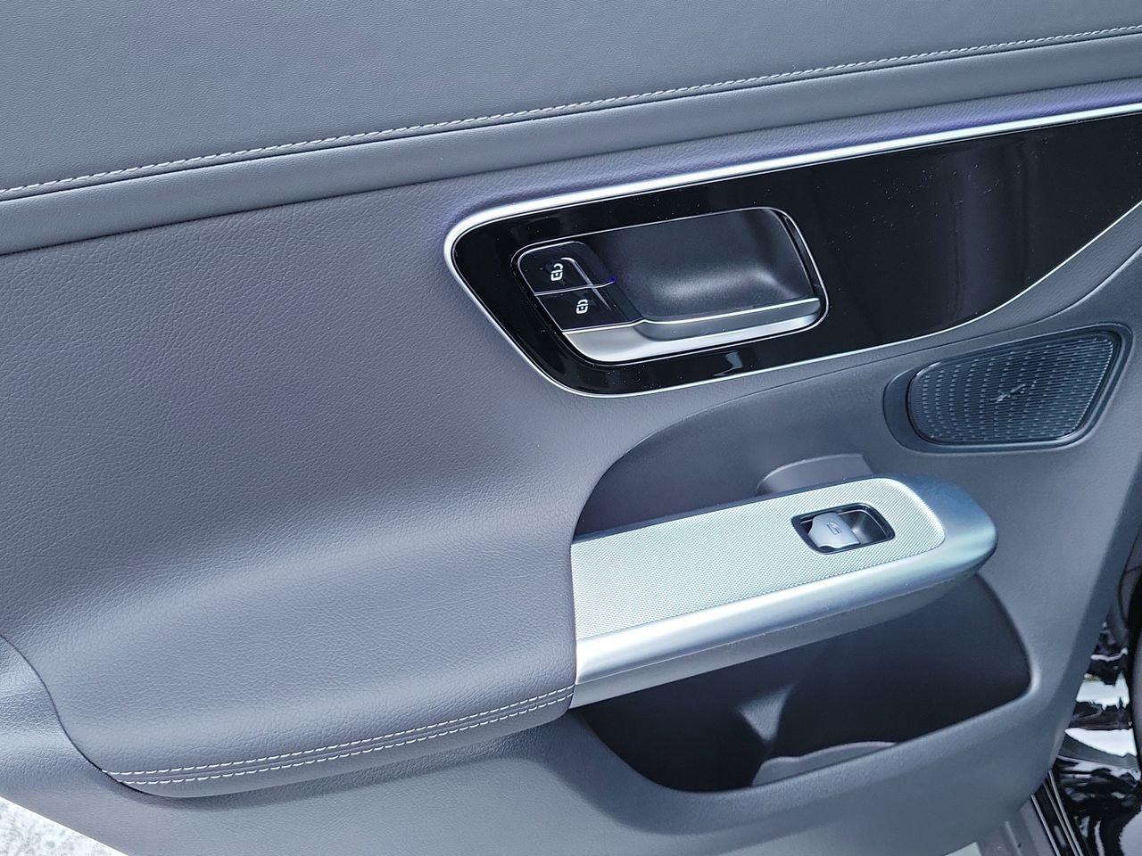 Mercedes-Benz Glc 300 - Thumbnail 18