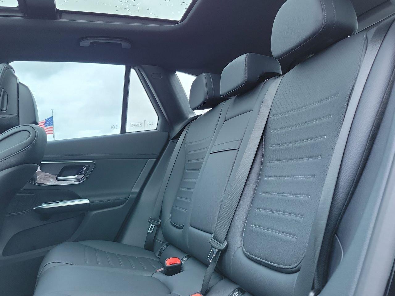 Mercedes-Benz Glc 300 - Thumbnail 10