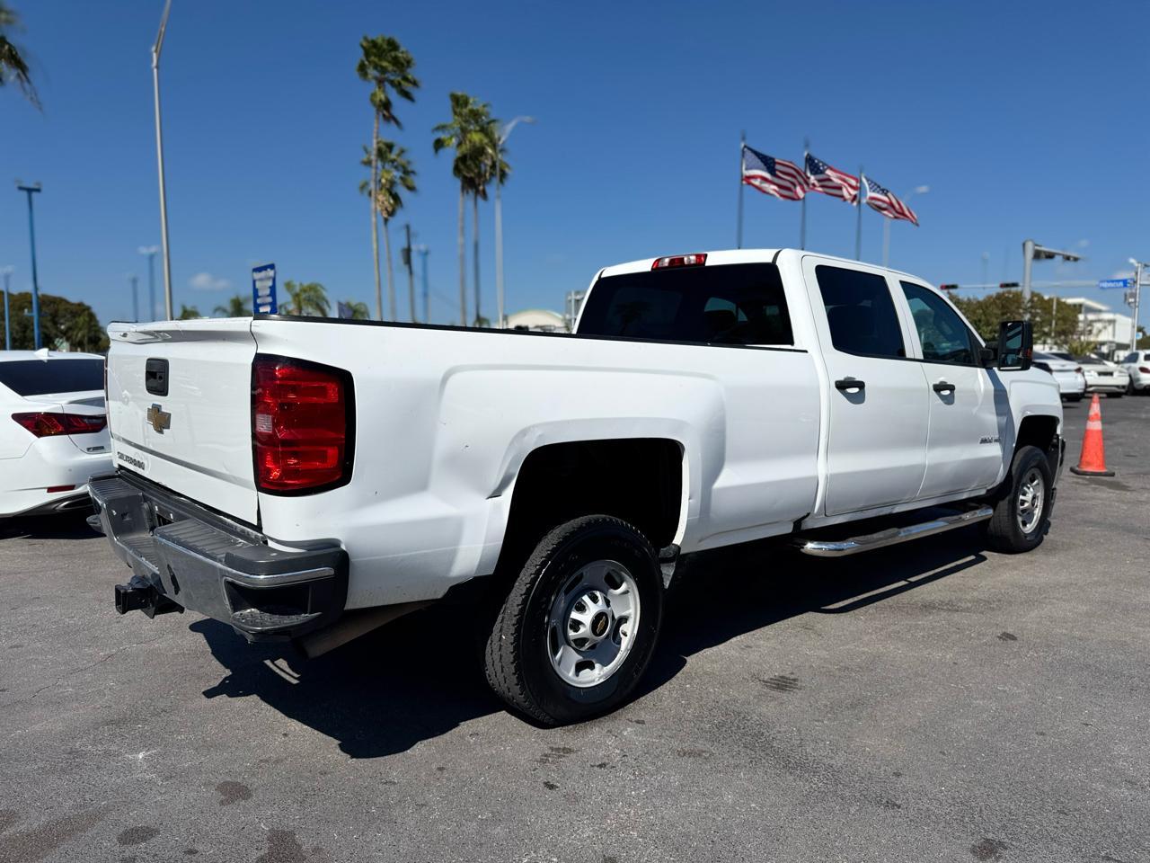 Chevrolet Silverado 2500Hd - Thumbnail 5