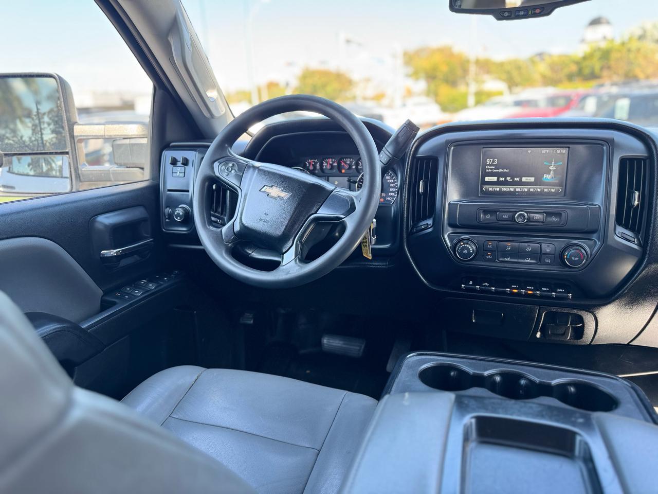 Chevrolet Silverado 2500Hd - Thumbnail 12