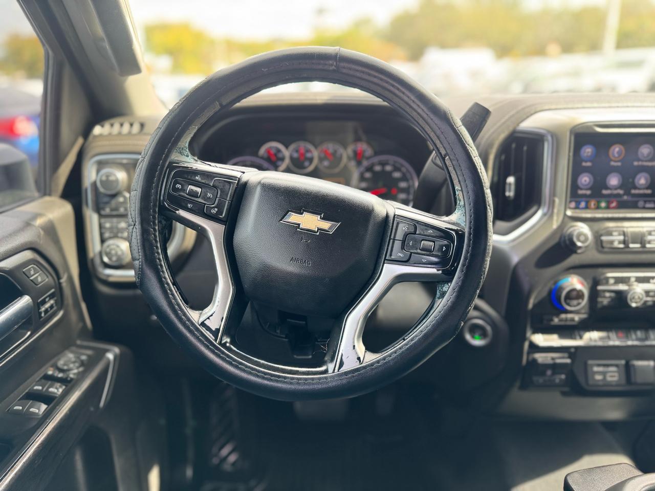 Chevrolet Silverado 2500Hd - Thumbnail 19