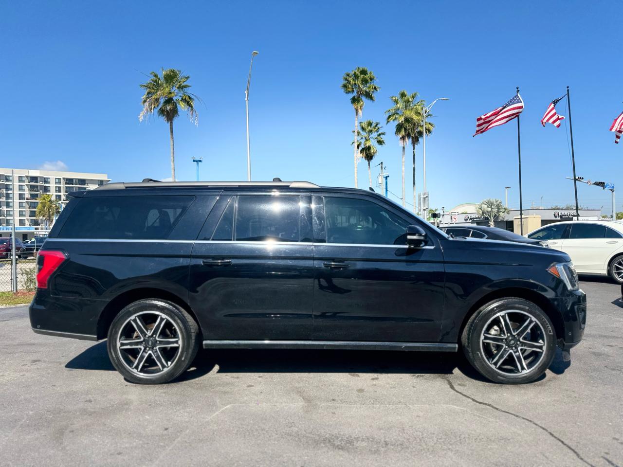 Ford Expedition Max Limited 4Wd - Thumbnail 5