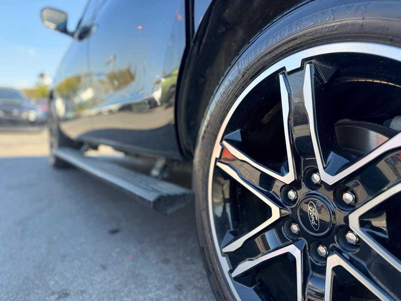 Ford Expedition Max Limited 4Wd - Thumbnail 11