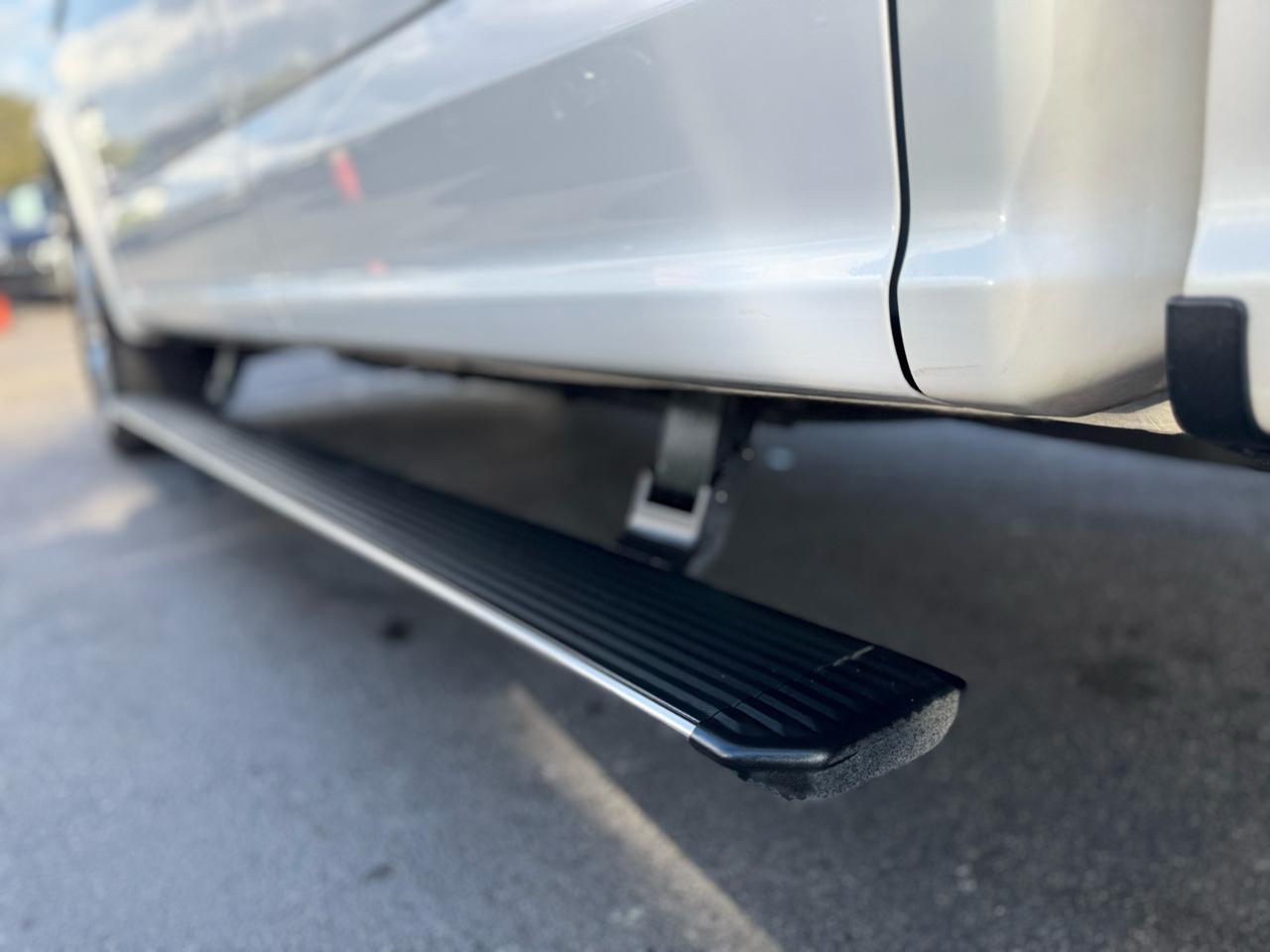 Ford F-150 Platinum - Thumbnail 10