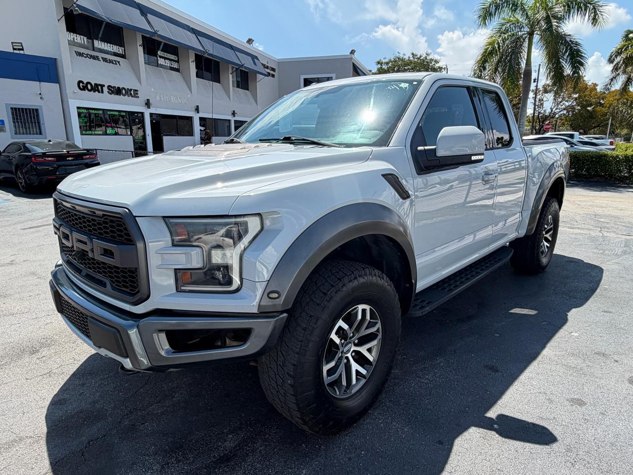 Ford F-150 4Wd Supercab 133" Svt Raptor - Thumbnail 12