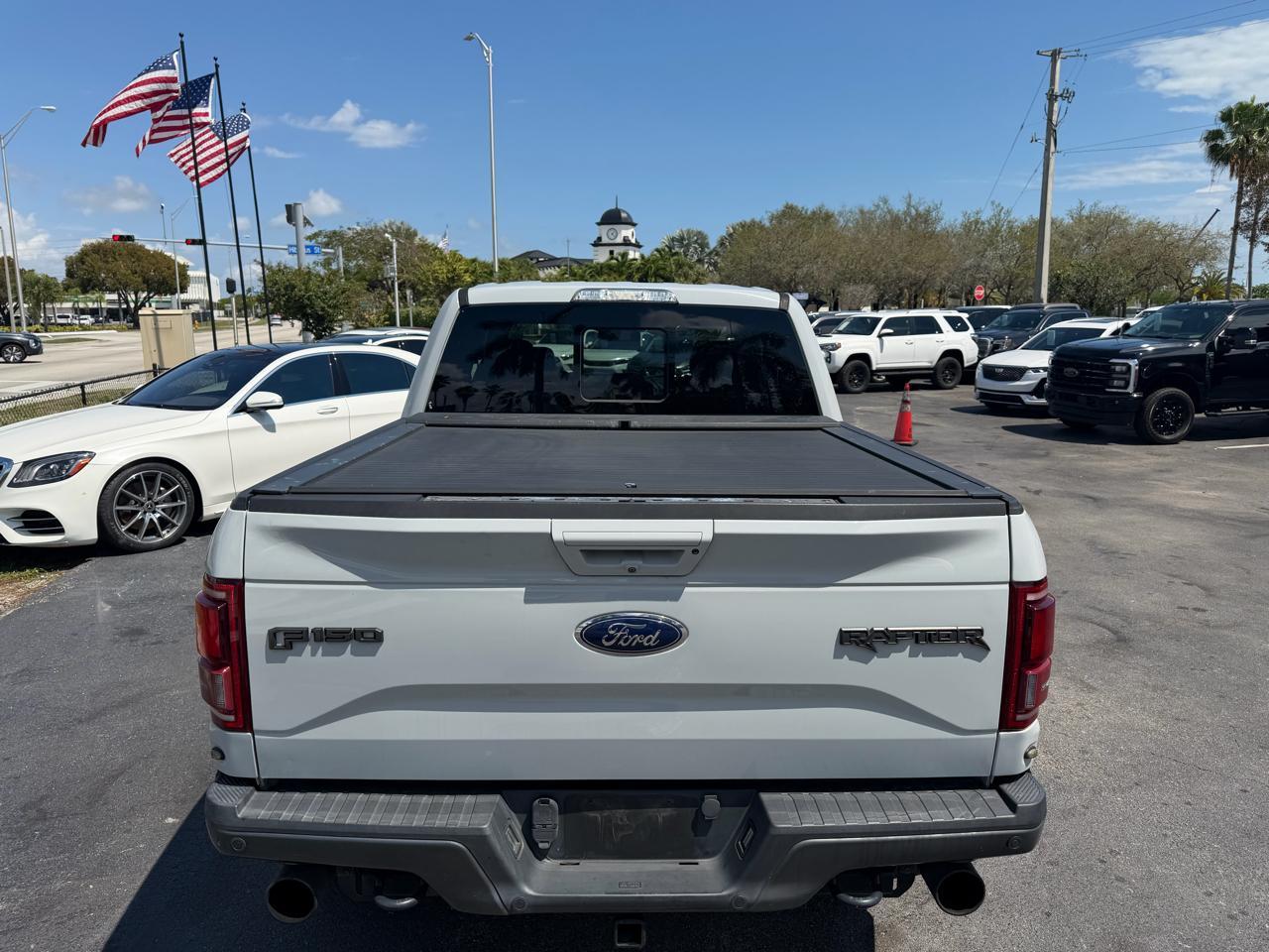 Ford F-150 4Wd Supercab 133" Svt Raptor - Thumbnail 6