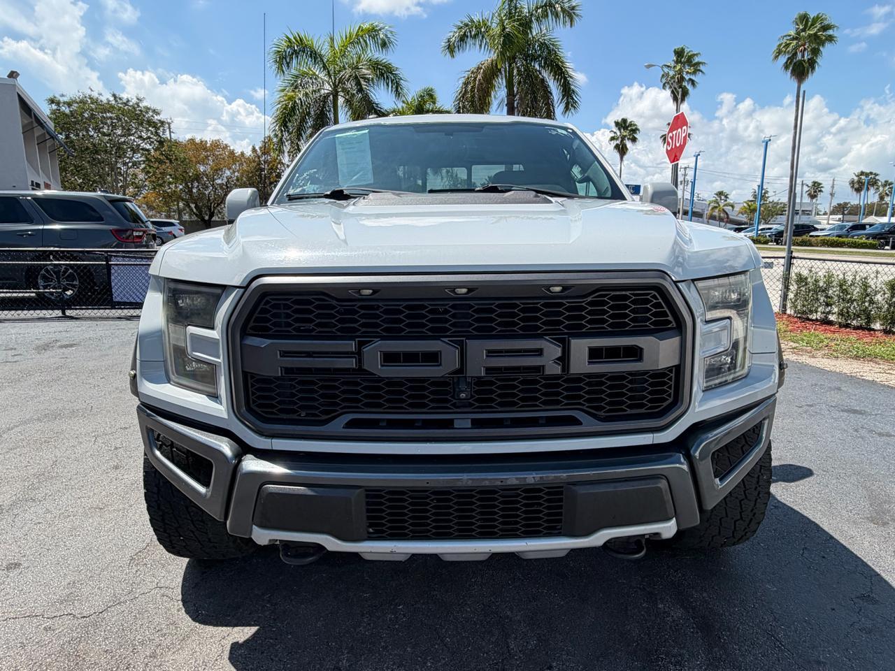 Ford F-150 4Wd Supercab 133" Svt Raptor - Thumbnail 14