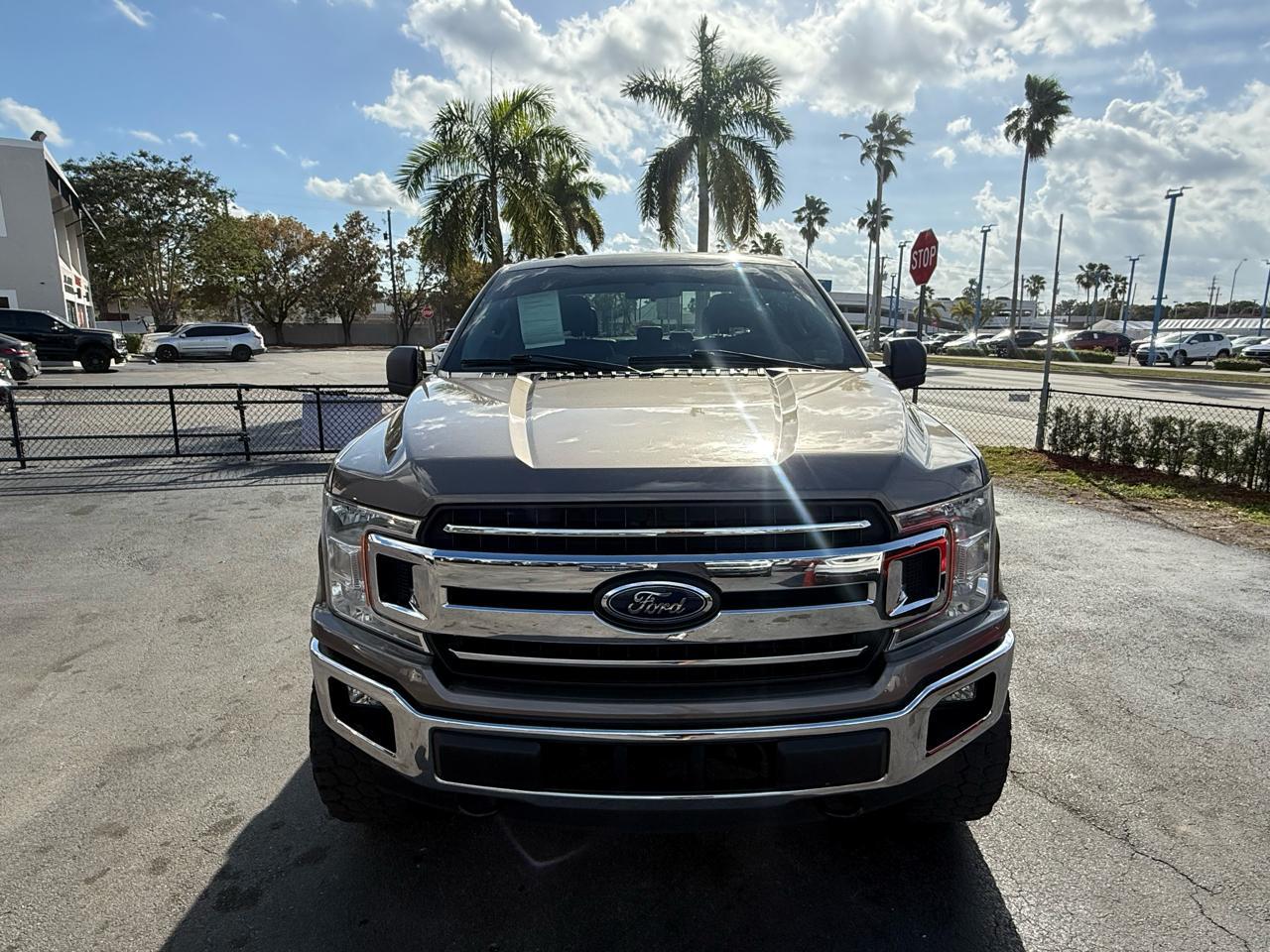 Ford F-150 4Wd Supercrew 150" Xlt - Thumbnail 14