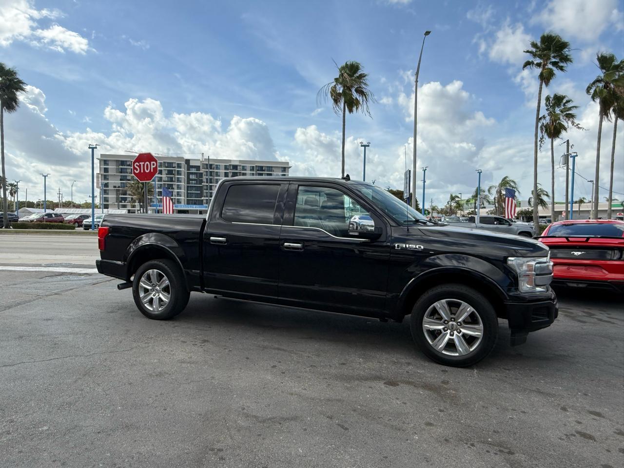 Ford F-150 2Wd Supercrew 145" Platinum - Thumbnail 2