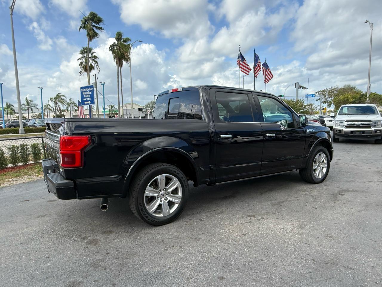 Ford F-150 2Wd Supercrew 145" Platinum - Thumbnail 3