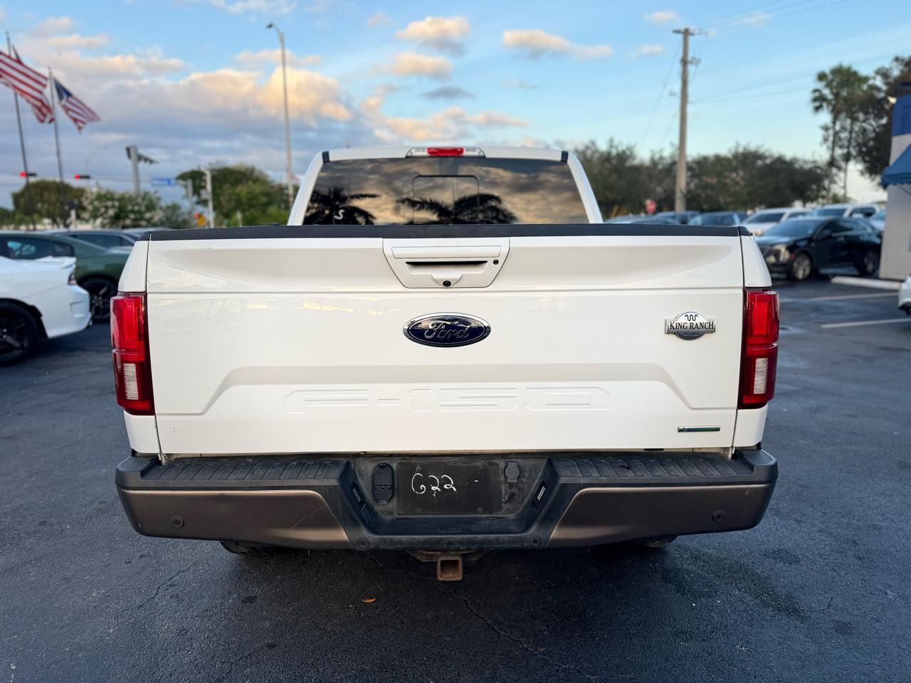 Ford F-150 Supercrew 150" King Ranch - Thumbnail 7