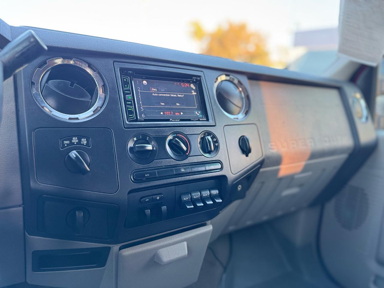 Ford F-250 Sd Xlt Crew Cab Long Bed 4Wd - Thumbnail 18