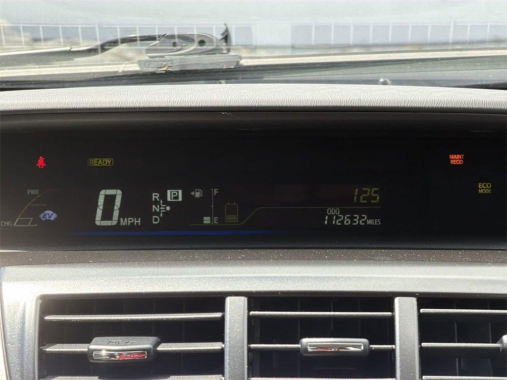 Toyota Prius V - Thumbnail 17