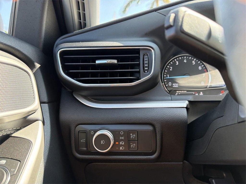 Ford Explorer Xlt - Thumbnail 18