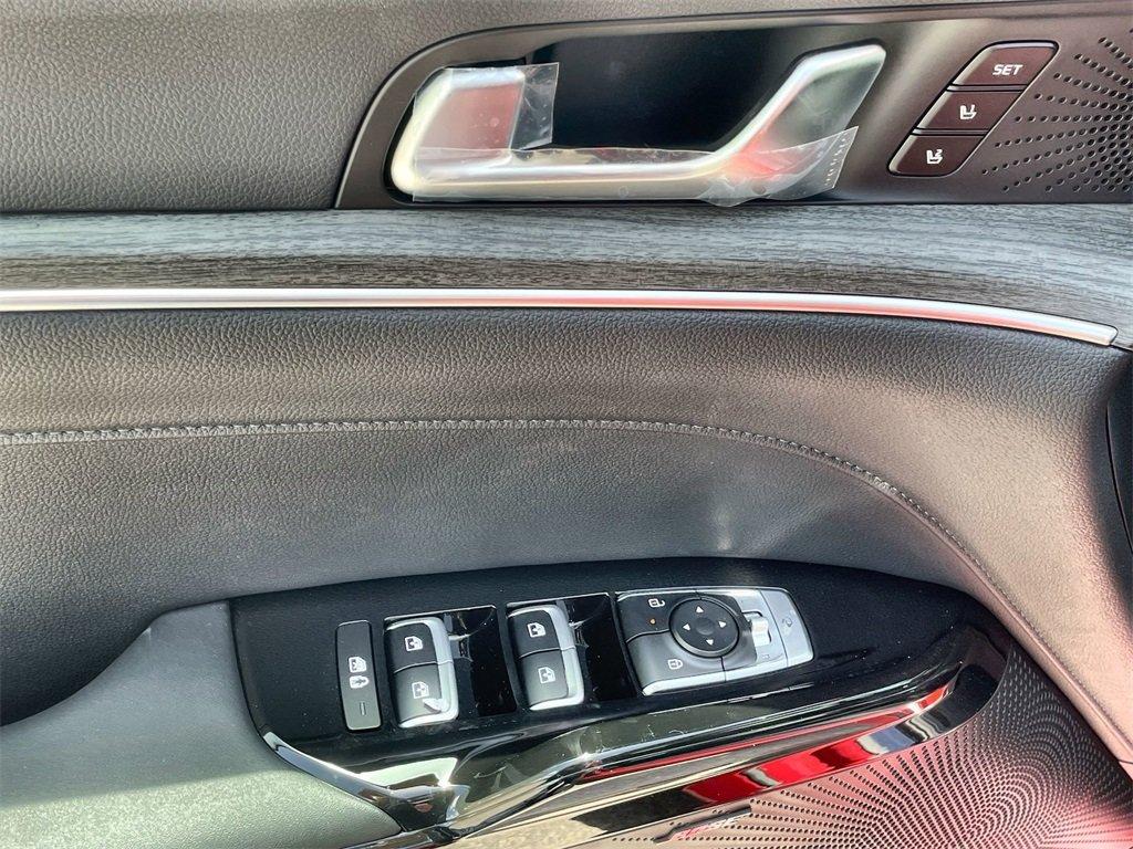 Kia K5 Ex - Thumbnail 14